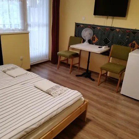 Gulyas Vendeghaz 3*